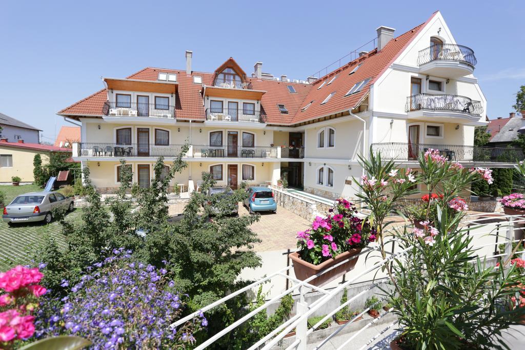 Apartamento Club Unicum Hévíz Exterior foto