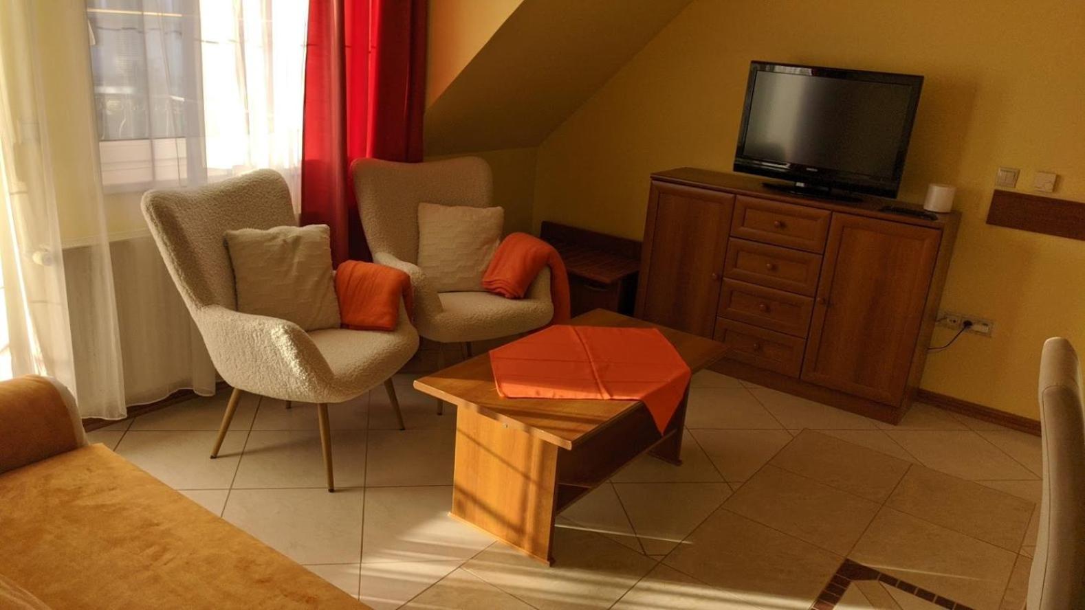 Apartamento Club Unicum Hévíz Exterior foto