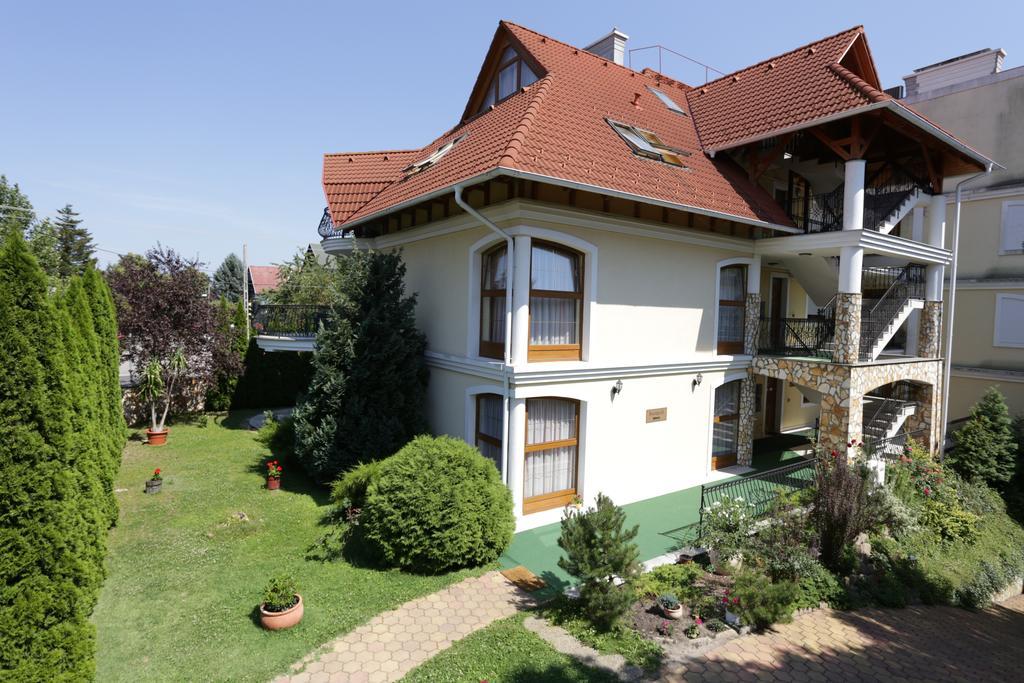 Apartamento Club Unicum Hévíz Exterior foto